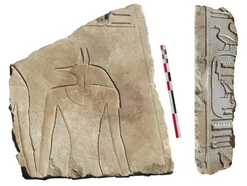 Élément de jambage d’une porte monumentale d’Amenemhat Ier décoré d’une scène de montée royale (© L. Postel)