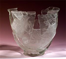 Fig.10 Gobelet en verre gravé de Douch. IIIe-IVe siècle après J.-C. Cliché IFAO, J.-F. Gout