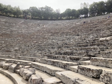 Épidaure 1 : Théâtre d’Épidaure, les gradins, IVe siècle avant J.-C.
