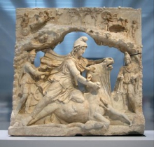 Relief Dieu Mithra
