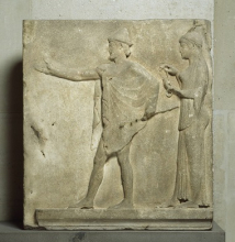 Relief ornant le « passage des théores » à Thasos, Ve siècle av. J.-C. Musée du Louvre (Ma 696.2) Relief ornant le « passage des théores » à Thasos, Ve siècle av. J.-C. Musée du Louvre (Ma 696.2)