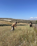  Pauline Maillard et Alexandre Rabot, collines du lieu-dit Kakoskala (Chypre).